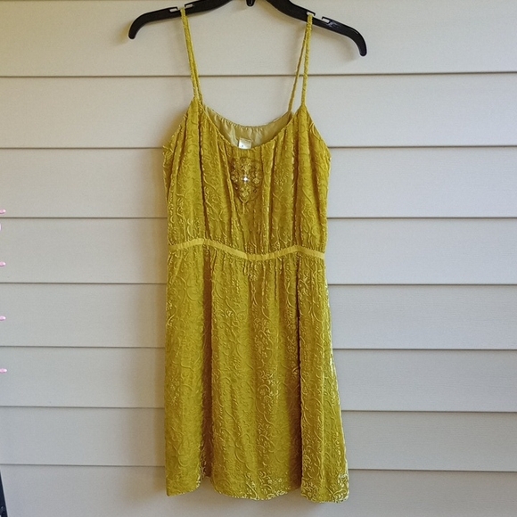 Lithe Dresses & Skirts - Antropologe Mustard‎ Lace Mini Dress